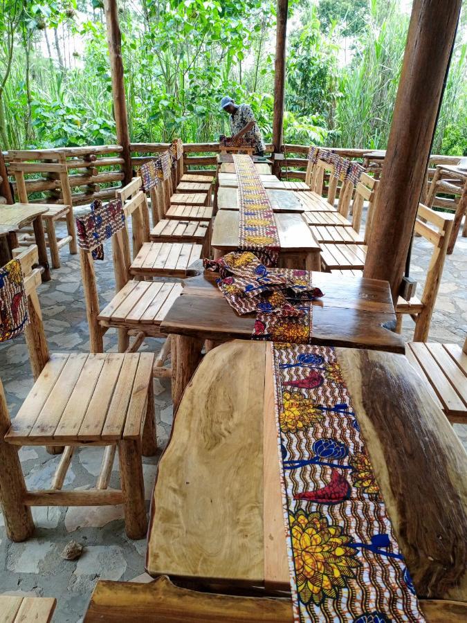 Chimpanzee Capital Safari Lodge Bigodi Extérieur photo